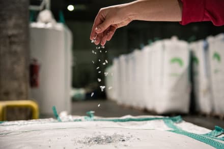 PET Baltija uzņēmuma pubicitātes foto