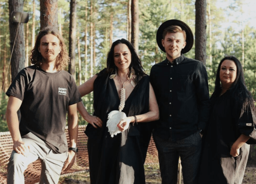 Radošās apvienības “Skudras Metropole” komandas foto