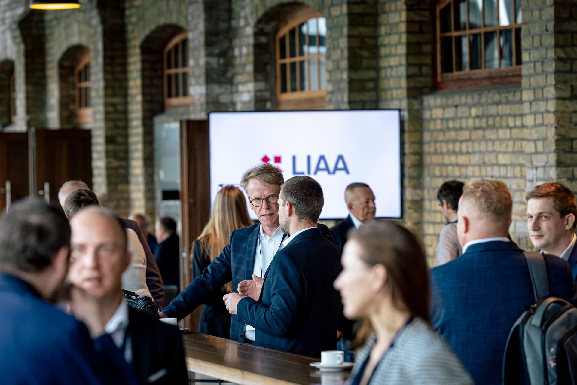 Cilvēki LIAA pasākumā