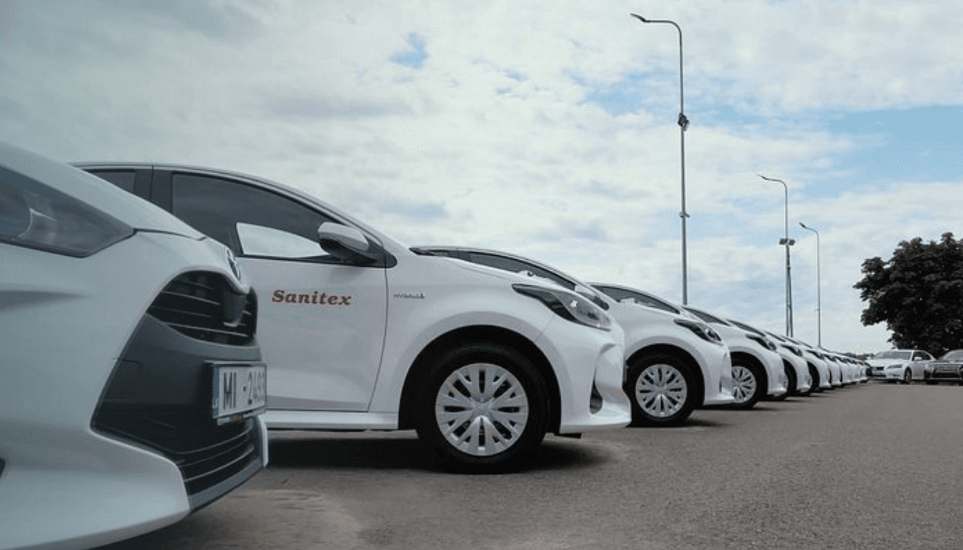 SANITEX noslēdz līgumu ar Amserv Motors par teju 100 videi draudzīgu auto iegādi