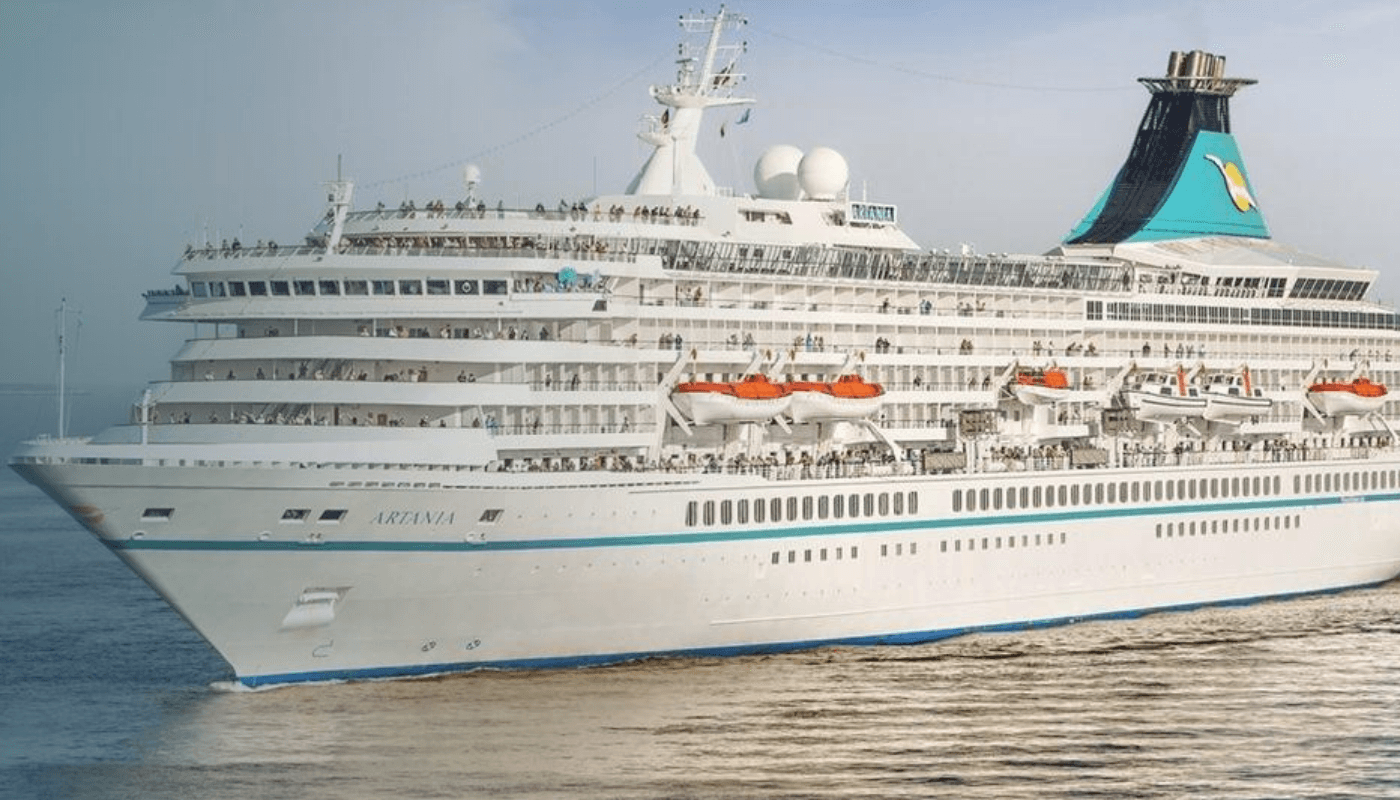 Pēc pusotra gada pārtraukuma Rīgas ostā atsākas kruīza kuģu apmeklējumi