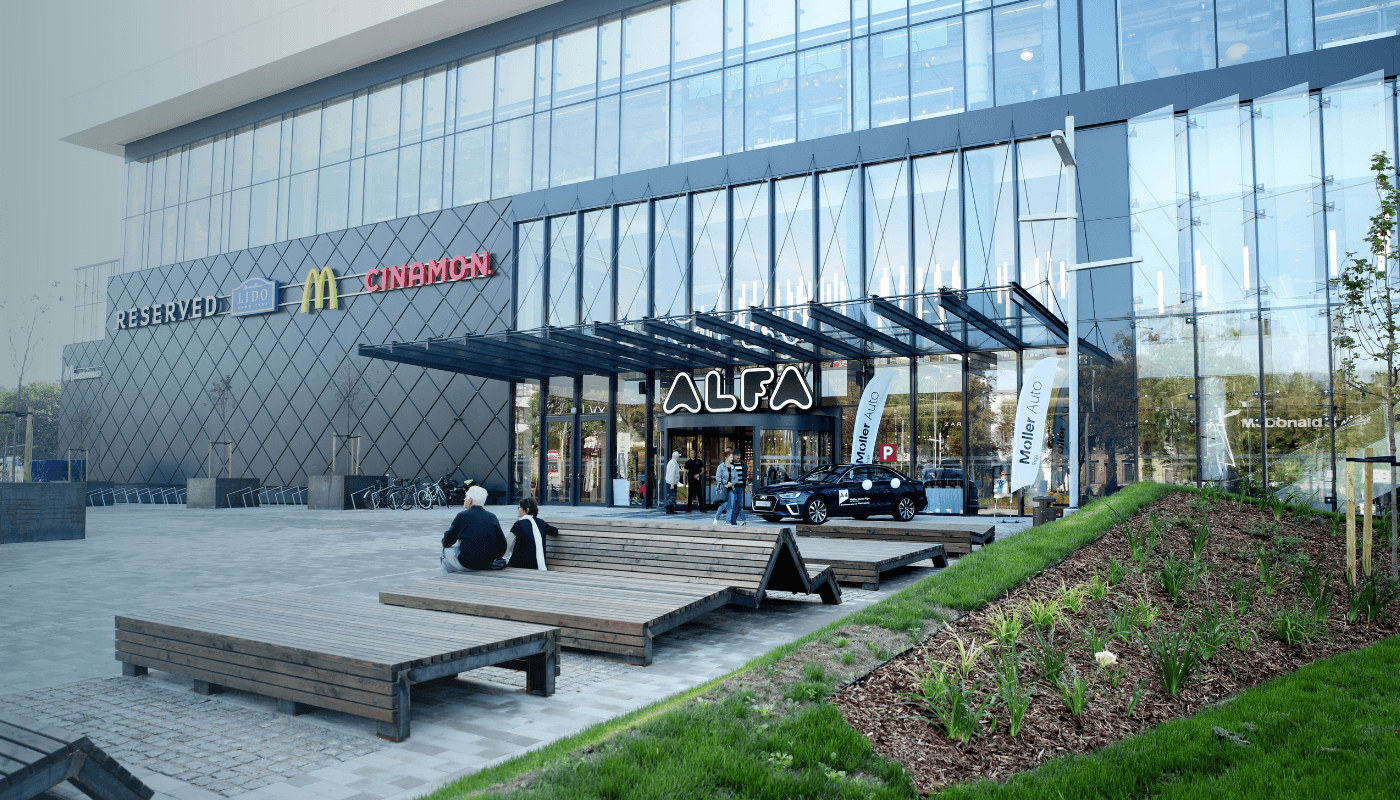 Rekordliels darījums Rīgā: Akropolis Group iegādājas tirdzniecības centru Alfa no AMD Holding