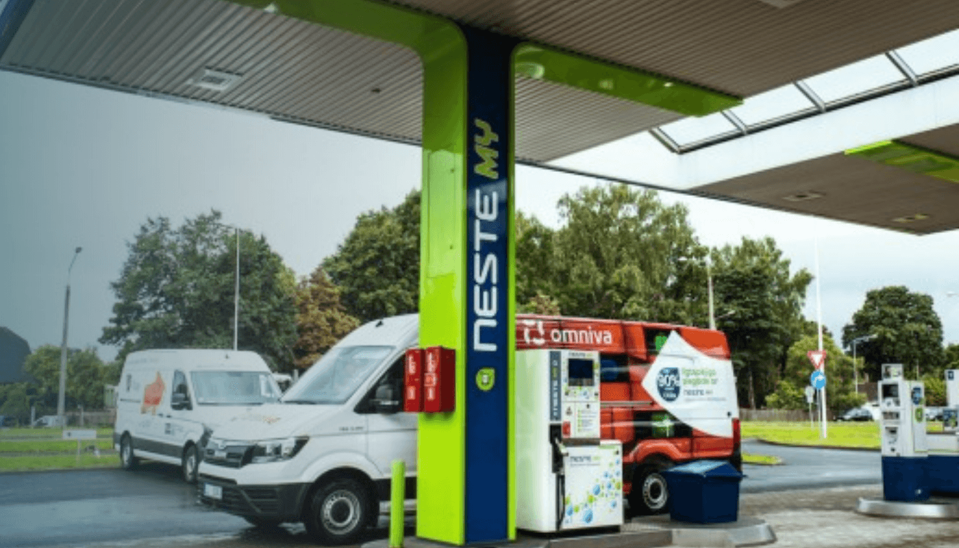 Omniva un Neste vienojas par sadarbību ilgtspējīga autoparka jomā