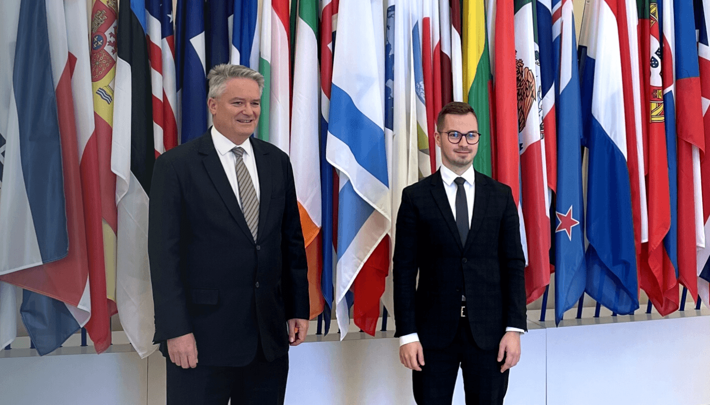 Artūrs Toms Plešs tiekas ar OECD pārstāvjiem