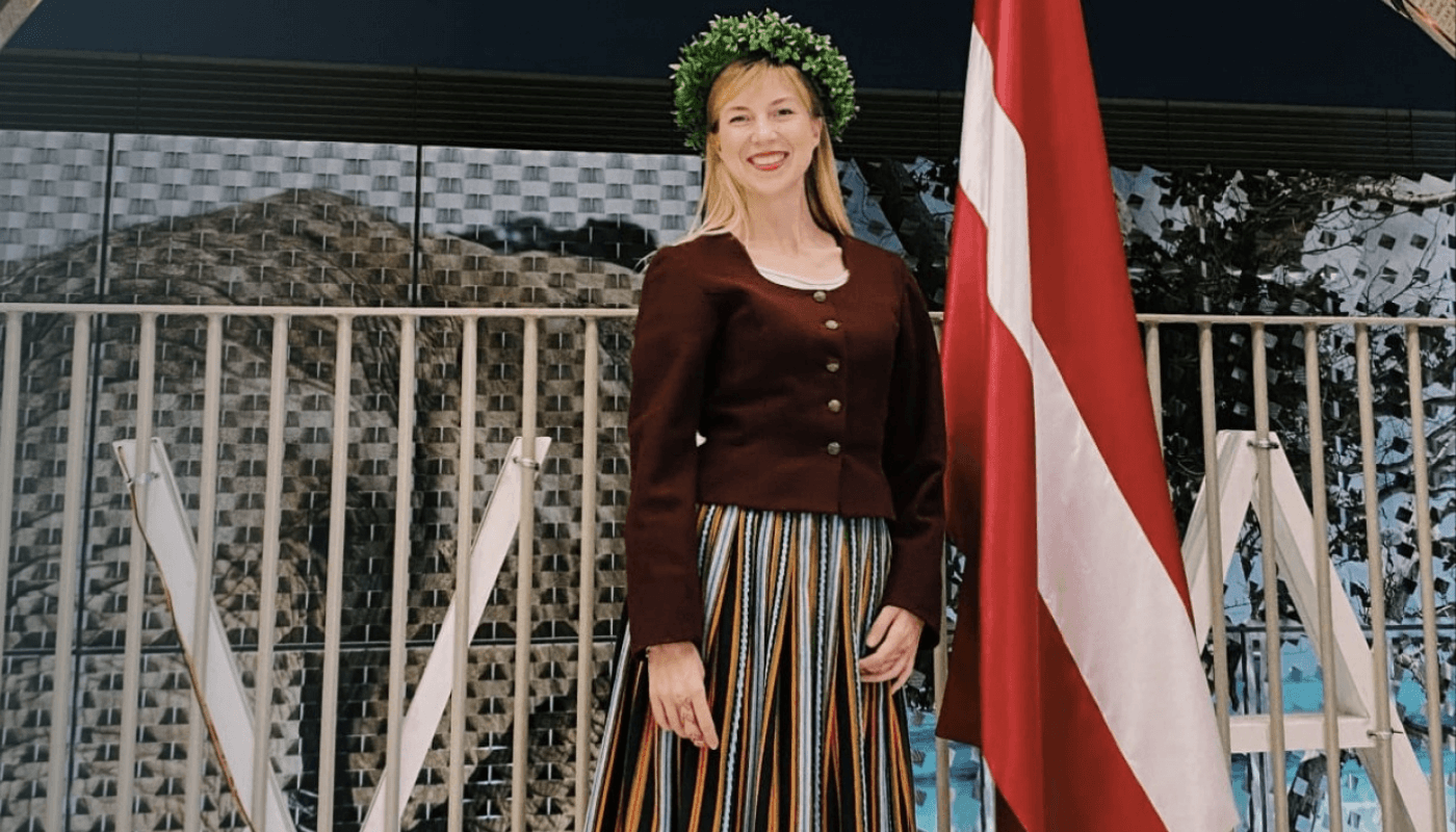 Latvijas paviljona pārstāves foto