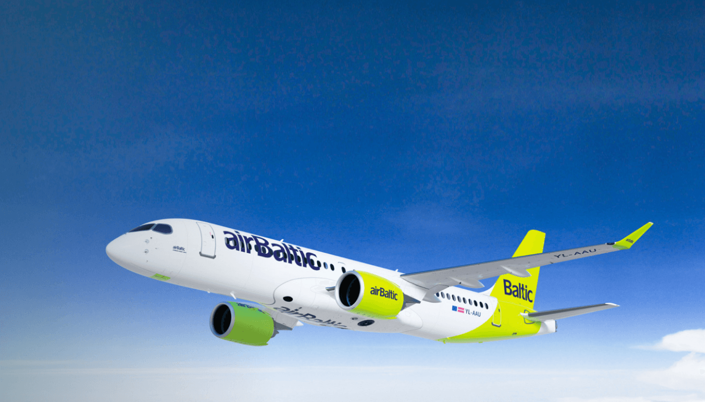 airBaltic lidmašīnas foto