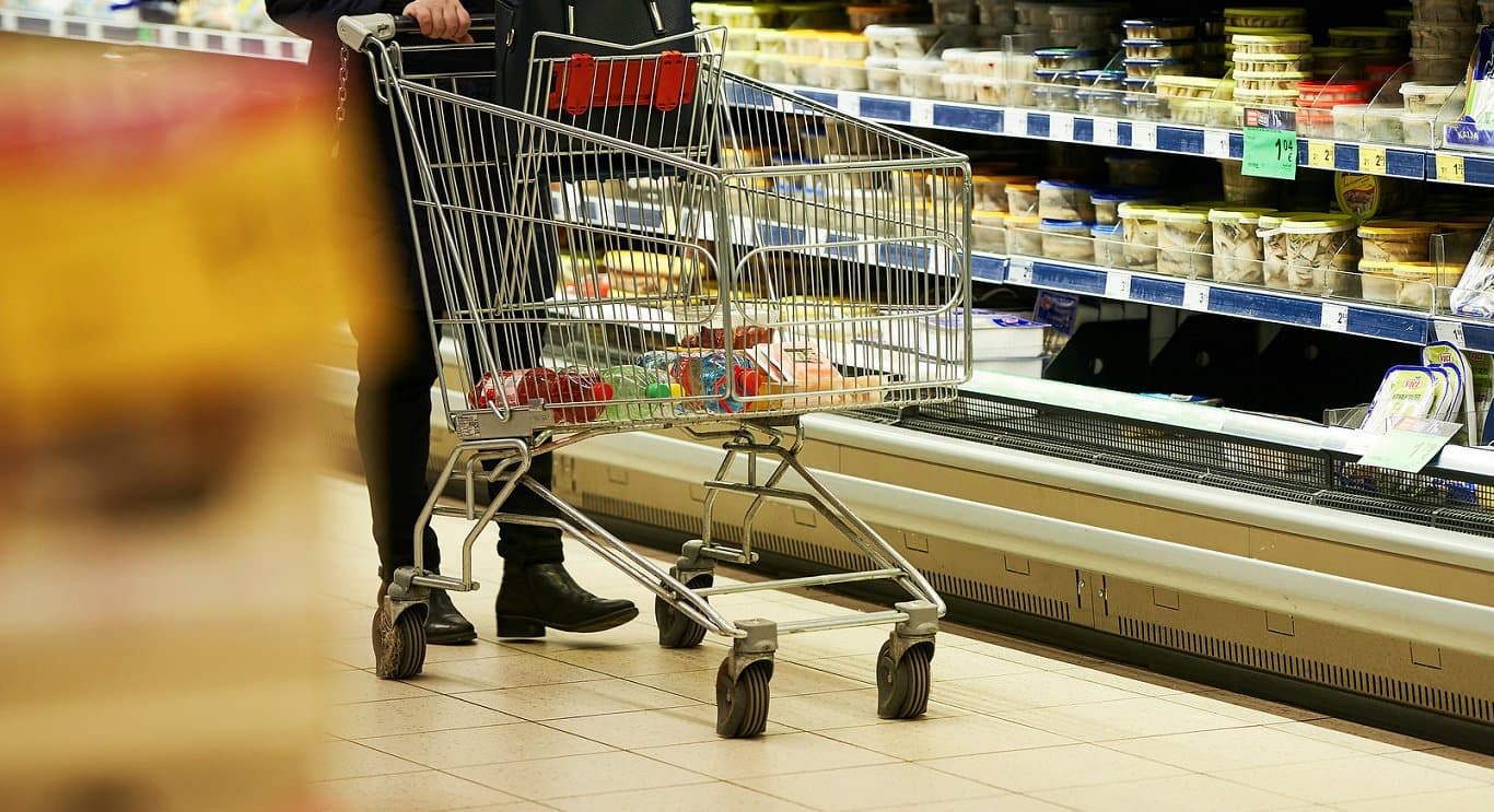 Iepirkumu ratiņu foto