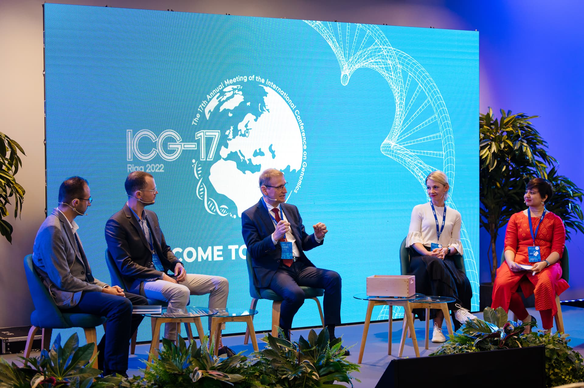 Konferences dalībnieku foto