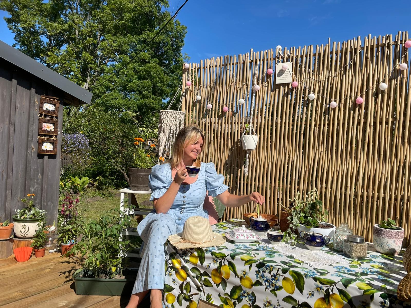 Mājas kafejnīcu dienu foto