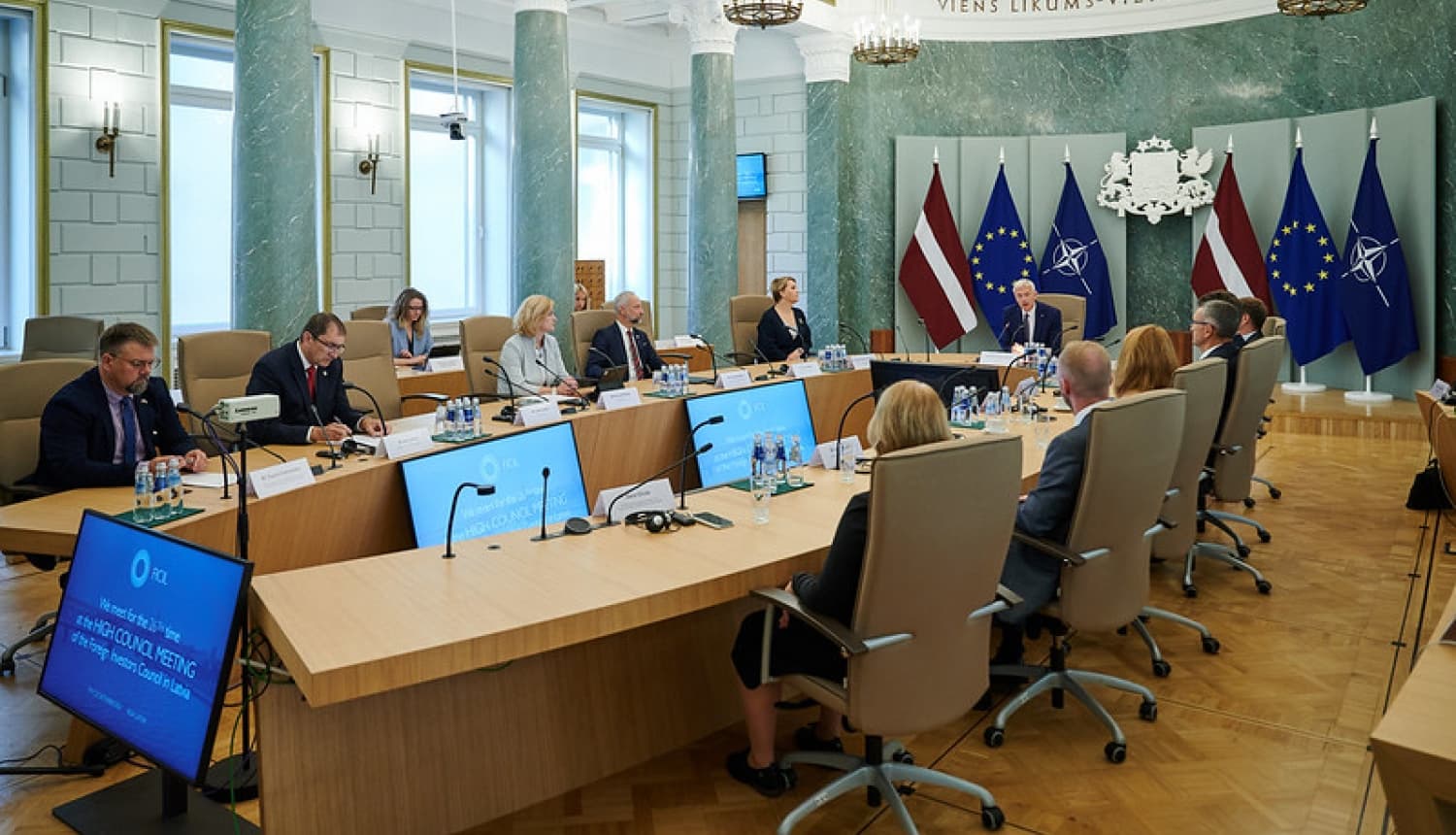 Ministru kabineta un FICIL sēdes foto