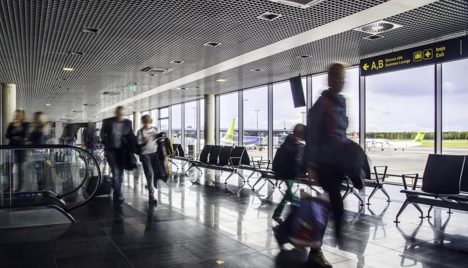 Lidostas apmeklētāju foto