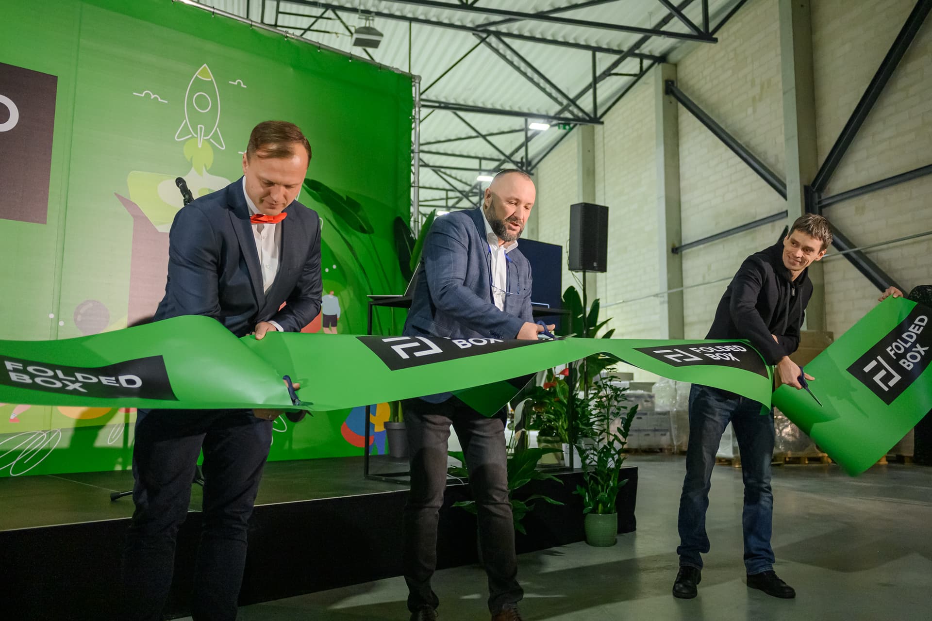 Rūpnīcas atklāšanas pasākuma foto