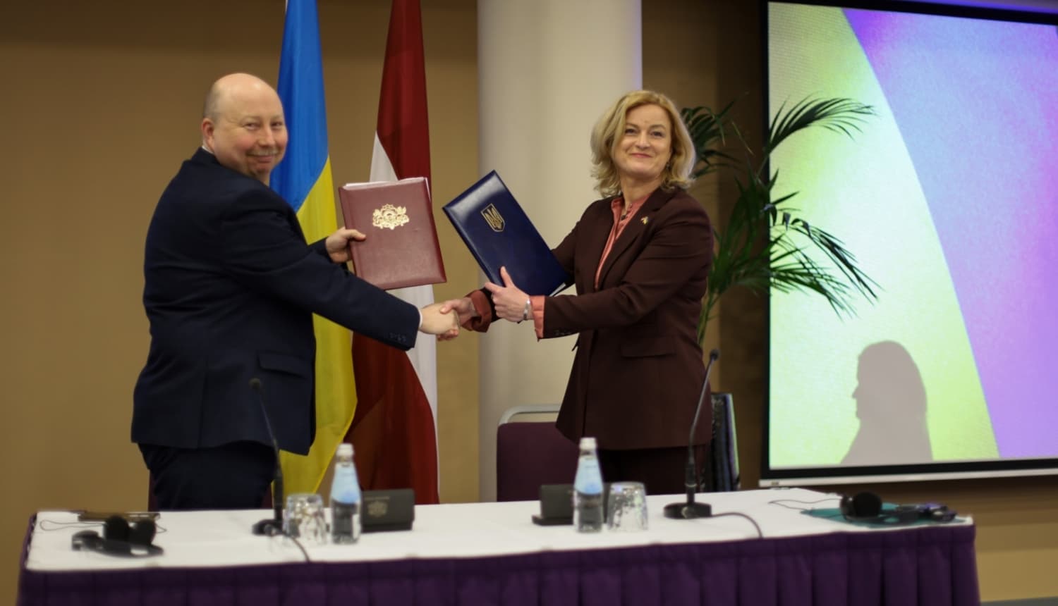 Oleh Nemchinov un Ilzes Indriksones foto