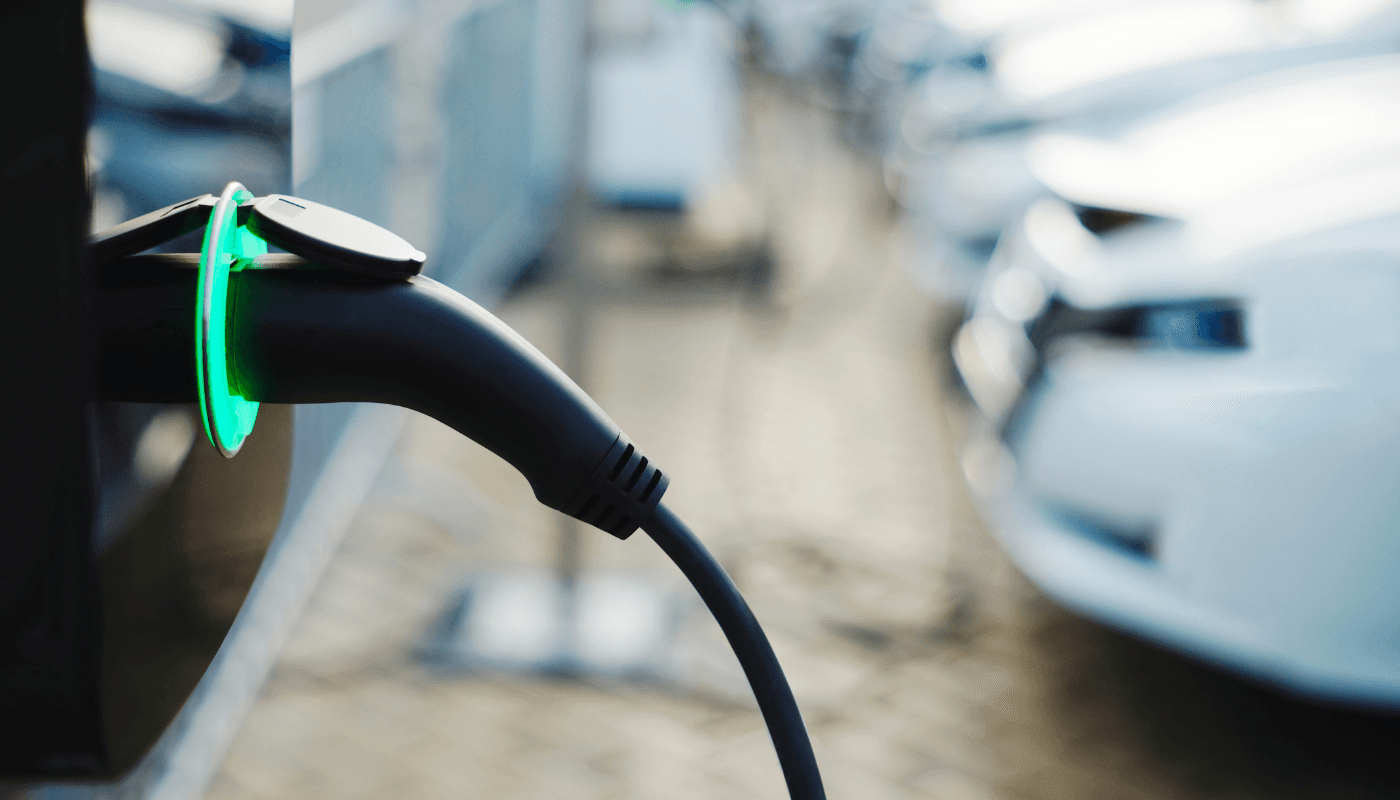 elektroauto uzlādes stacijas foto