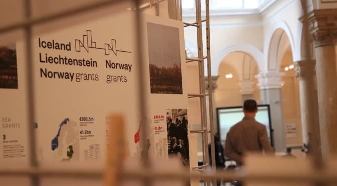 Grantu programmas banera foto