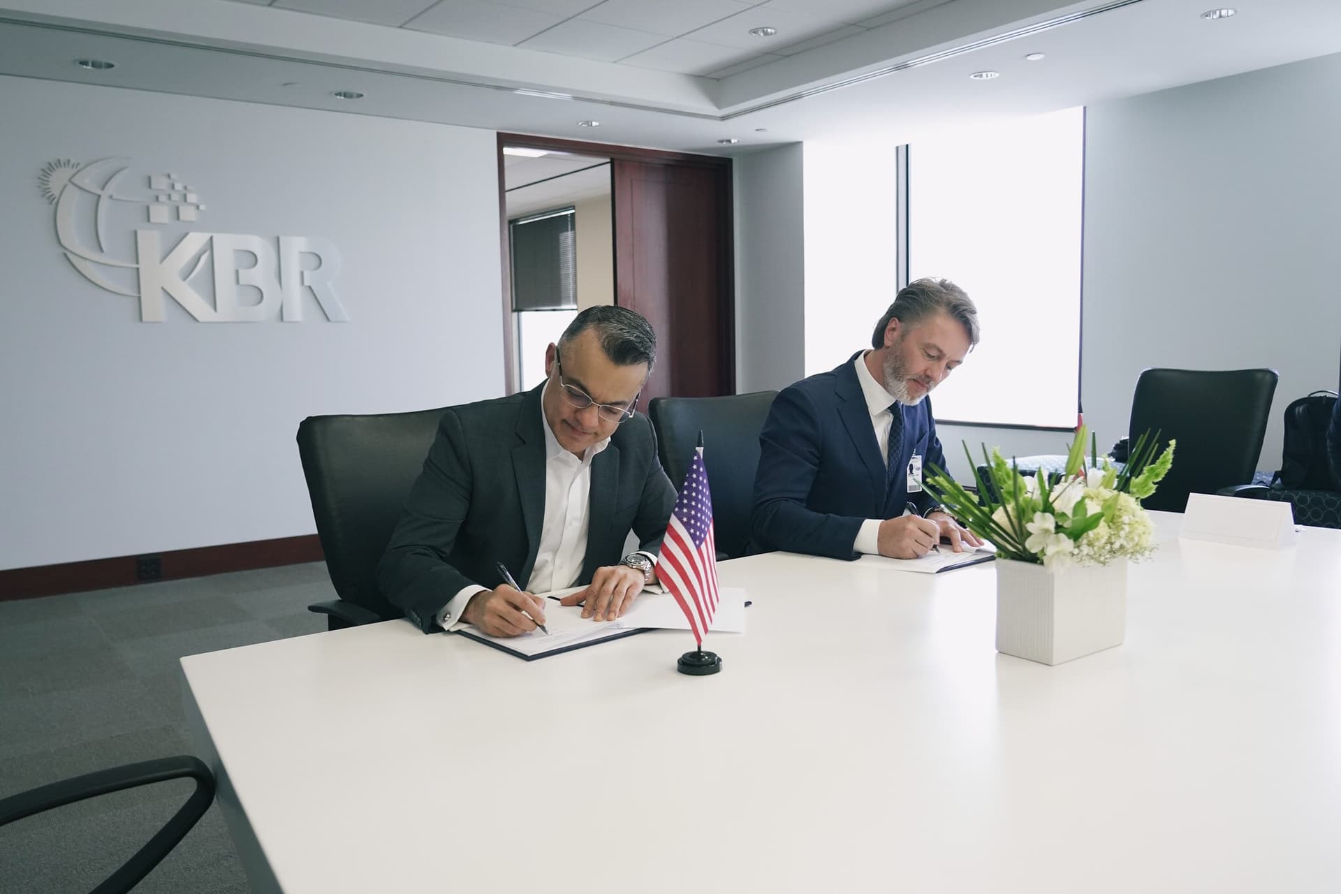 Sadarbības līguma parakstīšanas foto