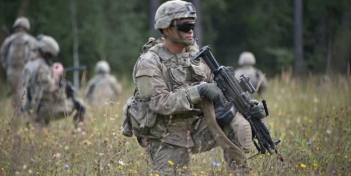 Drošības un aizsardzības nozares uzņēmumu izaugsme Latvijā: inovācijas, eksporta potenciāls un izaicinājumi Drošības un aizsardzības nozares uzņēmumu izaugsme Latvijā: inovācijas, eksporta potenciāls un izaicinājumi