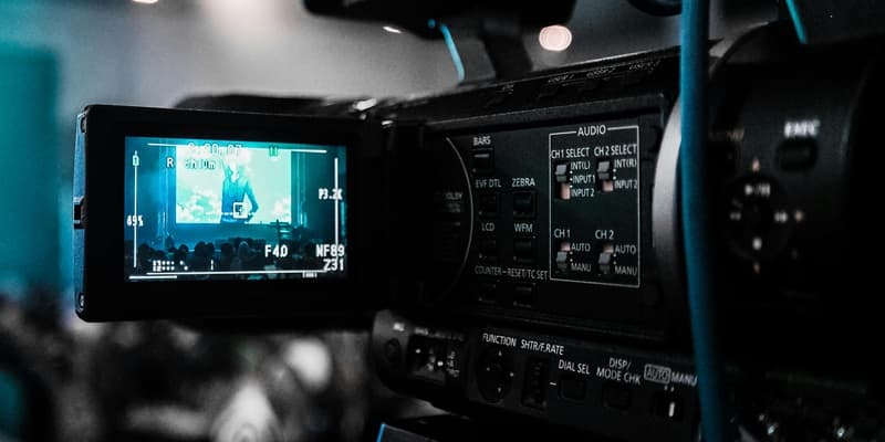 Saeimas deputāti iepazīstas ar EM izstrādāto piedāvājumu atbalsta sniegšanai ārvalstu filmu uzņemšanai Latvijā Saeimas deputāti iepazīstas ar EM izstrādāto piedāvājumu atbalsta sniegšanai ārvalstu filmu uzņemšanai Latvijā