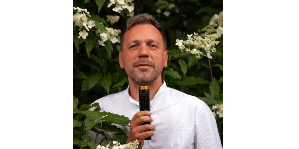 Latvijā top inovatīva ierīce, lai ierakstītu, saglabātu un izsmidzinātu ierakstīto smaržu Latvijā top inovatīva ierīce, lai ierakstītu, saglabātu un izsmidzinātu ierakstīto smaržu