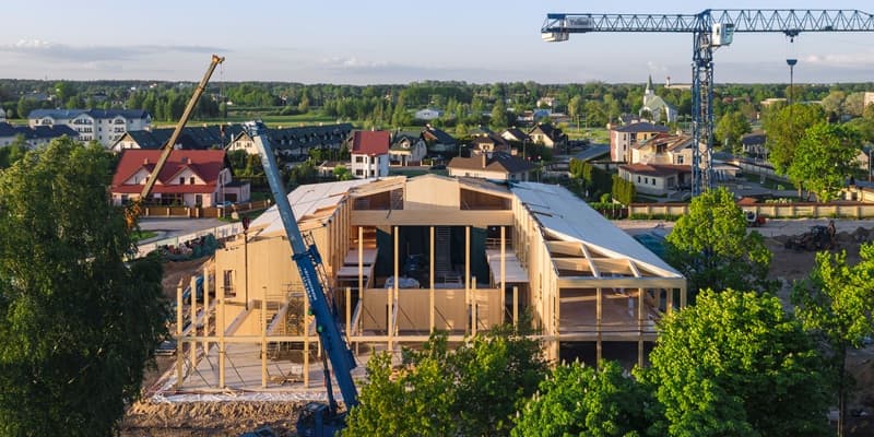 Latvijas uzņēmumi “izgriež pogas” būvniecības uzņēmumiem Zviedrijā Latvijas uzņēmumi “izgriež pogas” būvniecības uzņēmumiem Zviedrijā