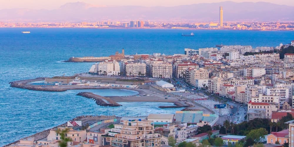 Alžīrā notiks 56. starptautiskā tirdzniecības izstāde Alžīrā notiks 56. starptautiskā tirdzniecības izstāde