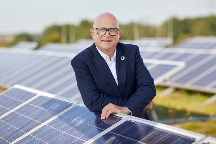 “Epson” rada 150 jaunas darbavietas Latvijā, atklājot jauno Eiropas Biznesa pakalpojumu centru