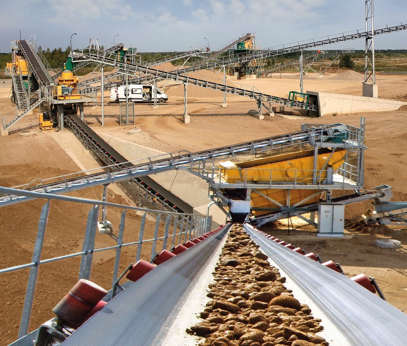 Ceļu būves uzņēmums “CTB” stiprina konkurētspēju ar modernizētu ražotni